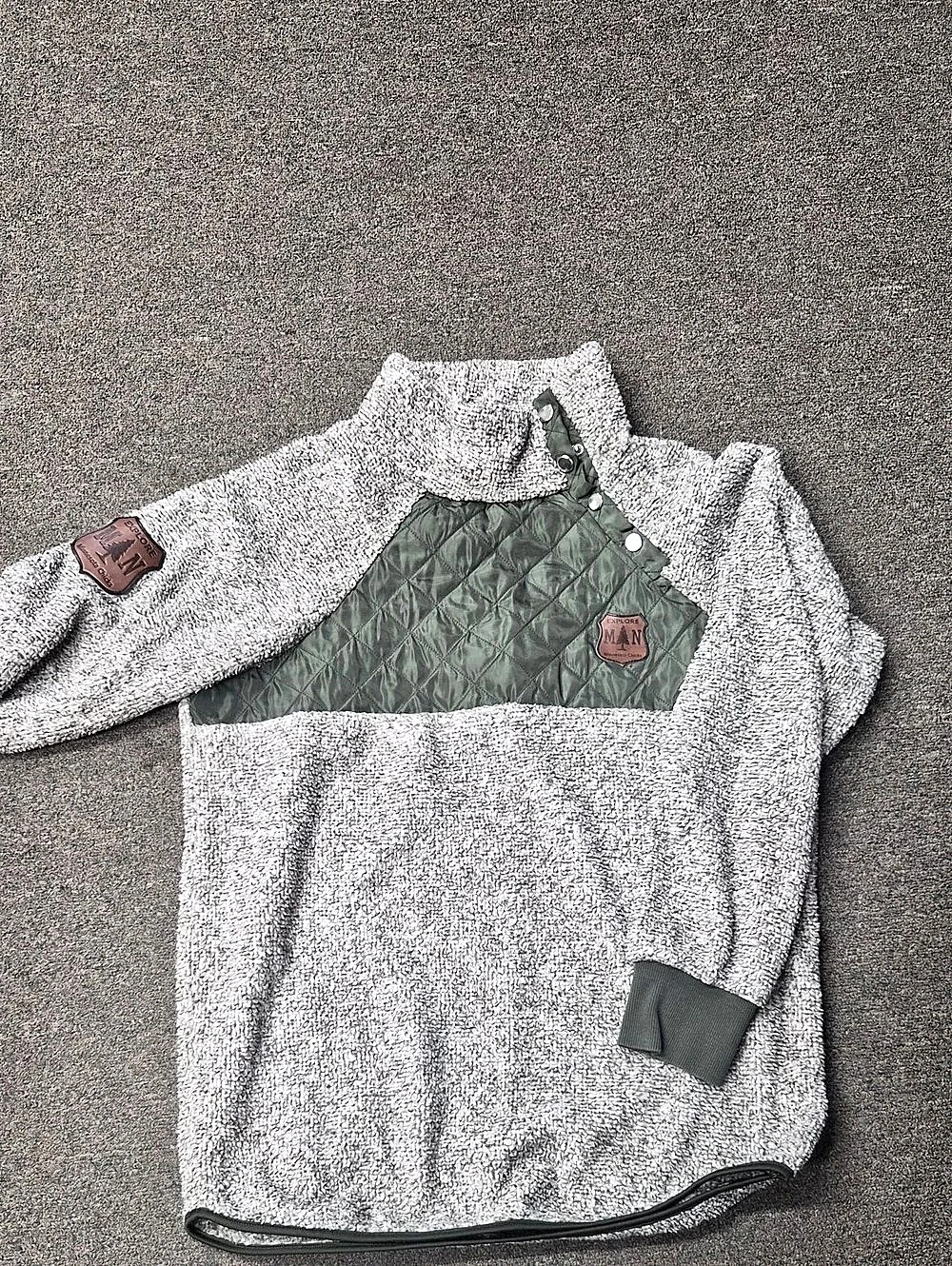 Woman's Fleece Sweatshirt Size XL